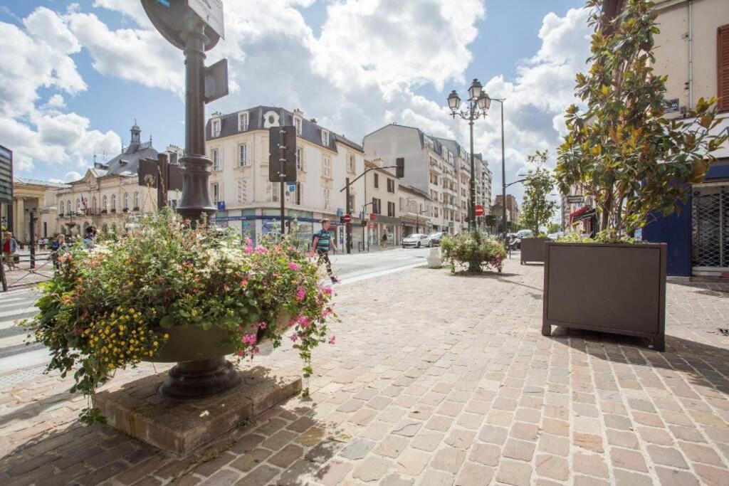 Beautiful Studio Located South Of Paris Bourg-la-Reine Εξωτερικό φωτογραφία